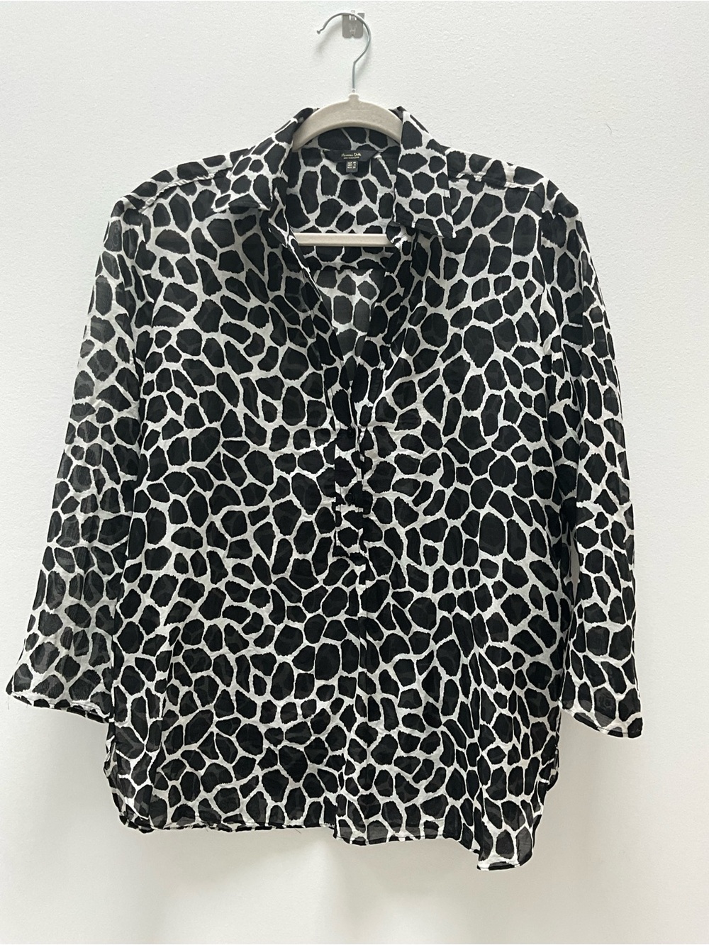 Massimo Dutti Black and White Button Front Blouse